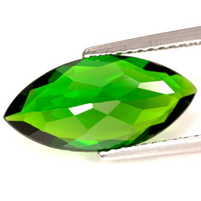 Diopsídio de Cromo Verde Natural 2.95ct, Marquesa, VVS