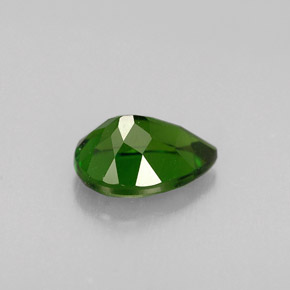 Diopsídio de cromo verde natural 0,83ct, formato de pêra, VS