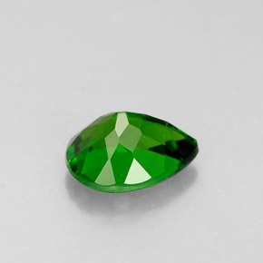 Diopsídio de cromo verde natural 0,70ct, formato de pêra, VS