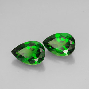 Pedras preciosas de diopsídio de cromo verde natural de  ct, formato de pêra, VS