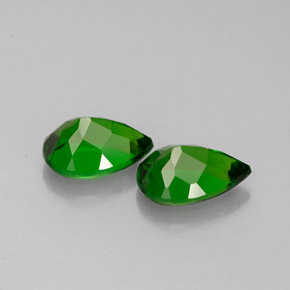 Pedras preciosas de diopsídio de cromo verde natural de  ct, formato de pêra, VS