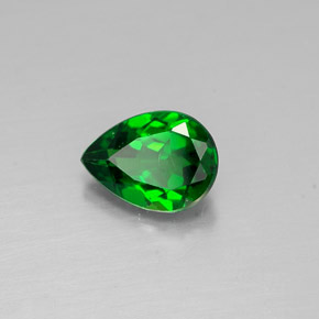 Diopsídio de cromo verde natural 0,59ct, formato de pêra, VVS-VS