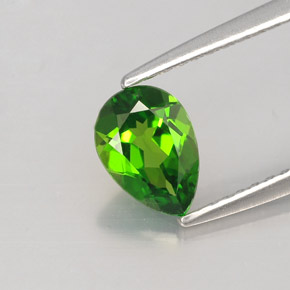 Diopsídio de Cromo Verde Natural 0.70ct, Formato de pêra, VVS-VS