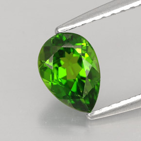 Diopsídio de cromo verde natural 0,80ct, formato de pêra, VVS-VS