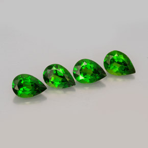 Pedras preciosas de diopsídio de cromo verde natural de  ct, formato de pêra, VVS-VS