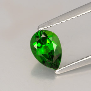 Diopsídio de cromo verde natural 0,69ct, formato de pêra, VVS