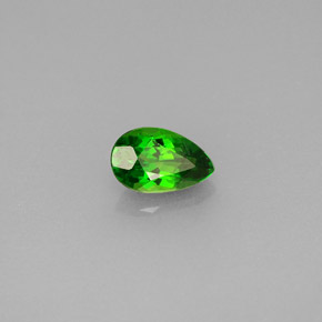 Diopsídio de cromo verde natural 0,46ct, formato de pêra, VVS