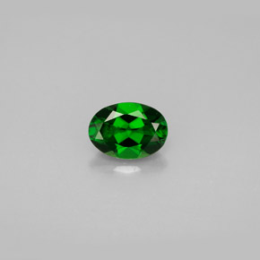 Diopsídio de Cromo Verde Natural 0.90ct, Corte Oval, VS