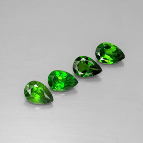 Pedras preciosas de diopsídio de cromo verde natural de  ct, formato de pêra, VVS-VS