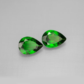Pedras preciosas de diopsídio de cromo verde natural de  ct, formato de pêra, VS