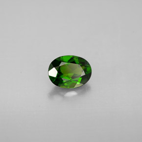 Diopsídio de Cromo Verde Natural 0.73ct, Corte Oval, VVS-VS