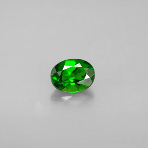 Diopsídio de cromo verde natural 0,62ct, corte oval, VS