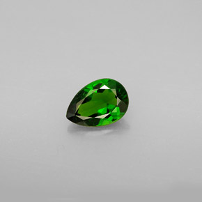 Diopsídio de cromo verde natural 0,69ct, formato de pêra, VS