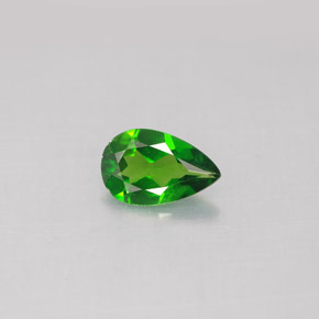 Diopsídio de cromo verde natural 0,71ct, formato de pêra, VS