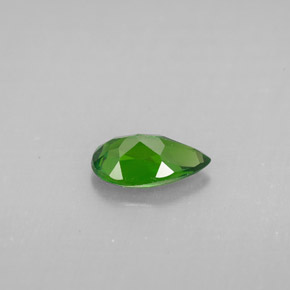 Diopsídio de cromo verde natural 0,73ct, formato de pêra, VS
