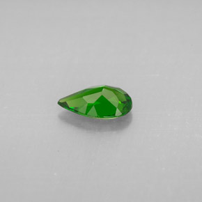 Diopsídio de cromo verde natural 0,68ct, formato de pêra, VS