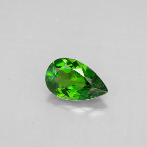 Diopsídio de cromo verde natural 0,73ct, formato de pêra, VS