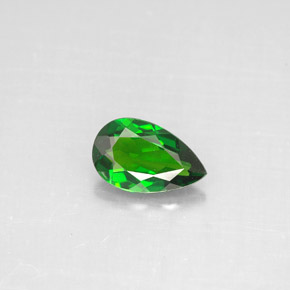 Diopsídio de cromo verde natural 0,75ct, formato de pêra, VVS-VS