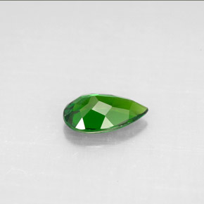Diopsídio de cromo verde natural 0,75ct, formato de pêra, VVS-VS