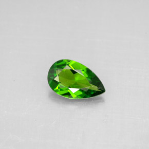 Diopsídio de cromo verde natural 0,74ct, formato de pêra, VVS-VS