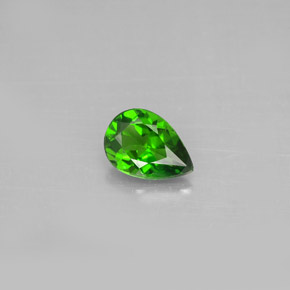 Diopsídio de cromo verde natural 0,67ct, formato de pêra, VS