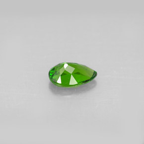 Diopsídio de cromo verde natural 0,68ct, formato de pêra, VS