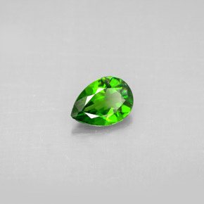 Diopsídio de cromo verde natural 0,68ct, formato de pêra, VS