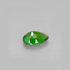 Diopsídio de Cromo Verde Natural 0.77ct, Formato de pêra, VS