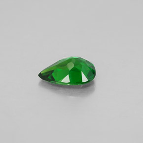 Diopsídio de cromo verde natural 0,60ct, formato de pêra, VVS