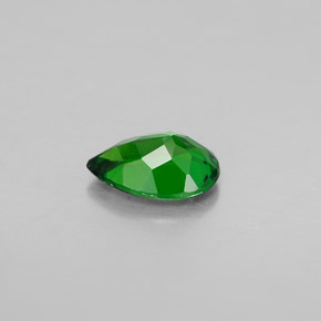 Diopsídio de cromo verde natural 0,66ct, formato de pêra, VS