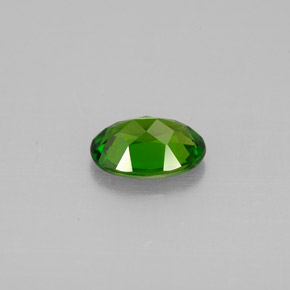 Diopsídio de cromo verde natural 0,75ct, corte oval, VVS-VS