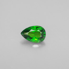 Diopsídio de cromo verde natural 0,74ct, formato de pêra, VVS