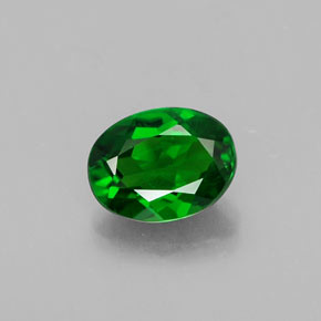 Diopsídio de Cromo Verde Natural 0.83ct, Corte Oval, VS