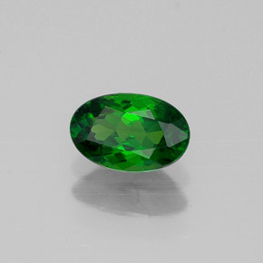 Diopsídio de Cromo Verde Natural 0.58ct, Corte Oval, VVS