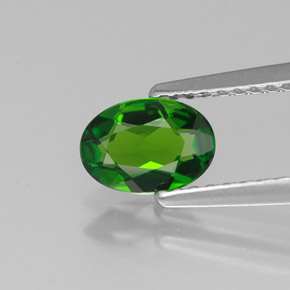 Diopsídio de cromo verde natural 0,65ct, corte oval, VVS