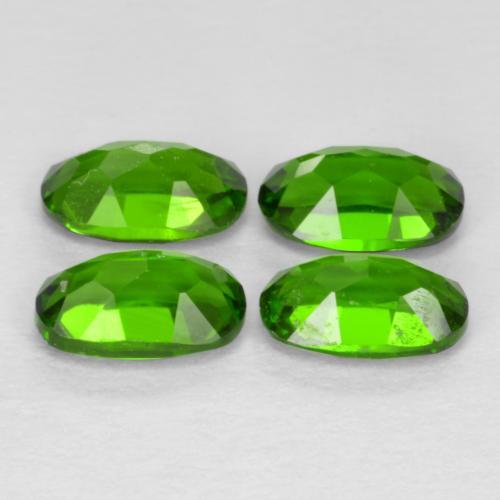 Pedras preciosas de Diopsídio de Cromo Verde médio-escuro natural de 1.11 ct, Corte Oval, VS