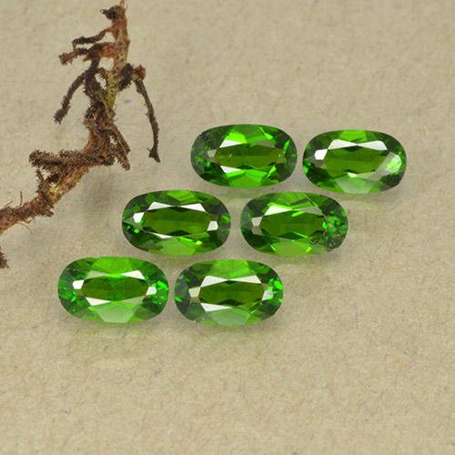 Pedras preciosas de diopsídio de cromo verde natural de 1,50 ct, corte oval, VS-SI