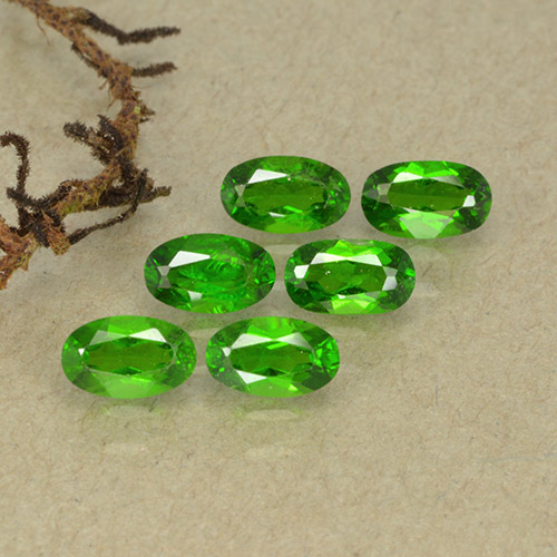 Pedras preciosas de diopsídio de cromo verde natural de 1,54 ct, corte oval, VS-SI
