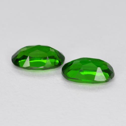 Pedras preciosas de diopsídio de cromo verde natural de 0,49 ct, corte oval, VS