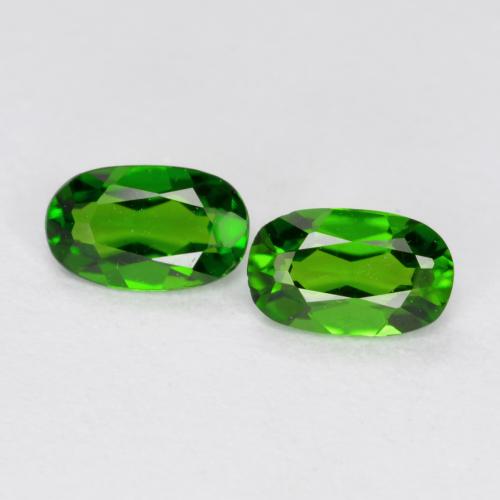 Pedras preciosas de Diopsídio de Cromo Verde médio-escuro natural de 0.41 ct, Corte Oval, VS