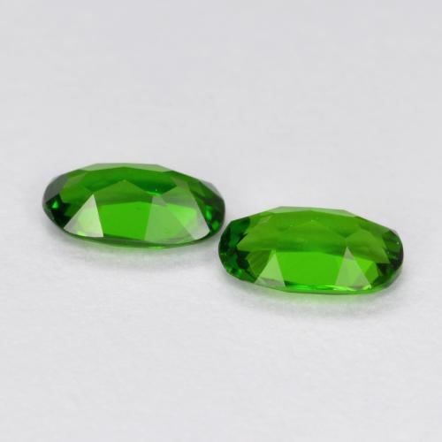 Pedras preciosas de Diopsídio de Cromo Verde médio-escuro natural de 0.41 ct, Corte Oval, VS
