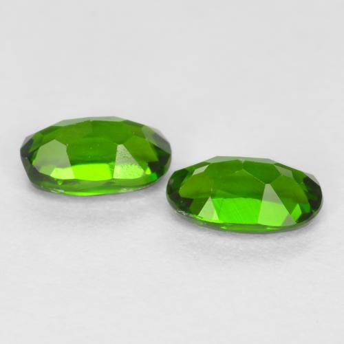 Pedras preciosas de Diopsídio de Cromo Verde médio-escuro natural de 0.53 ct, Corte Oval, VS-SI