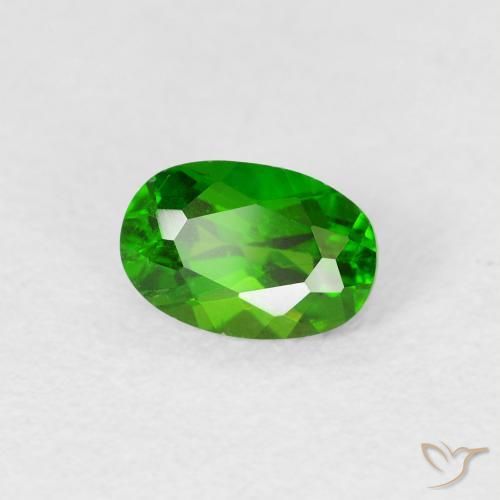 diopsídio de cromo Floresta Verde Brilhante Natural 0.60ct, oval, VS