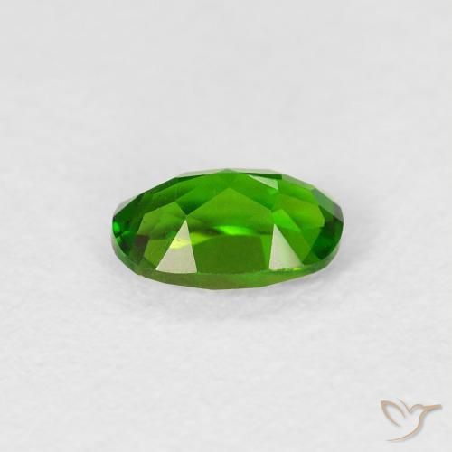 diopsídio de cromo Floresta Verde Brilhante Natural 0.52ct, oval, VS