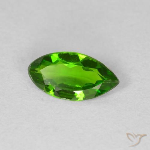 diopsídio de cromo Medium Dark-Green Natural 0.74ct, Marquesa, VS
