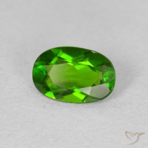 diopsídio de cromo Medium Dark-Green Natural 0.63ct, oval, VS