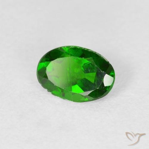 diopsídio de cromo Floresta Verde Brilhante Natural 0.74ct, oval, VS