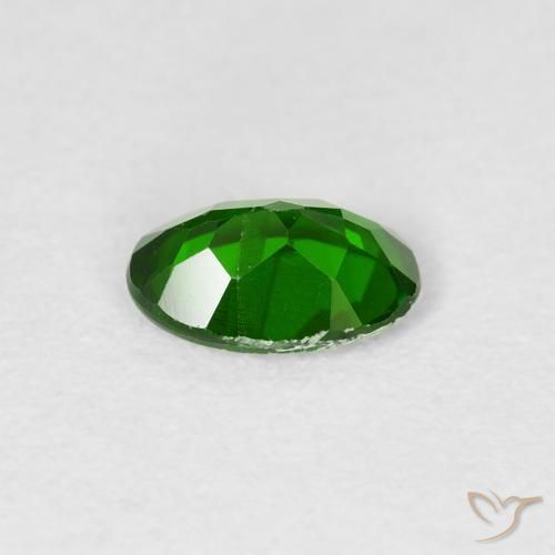 diopsídio de cromo Floresta Verde Brilhante Natural 0.74ct, oval, VS