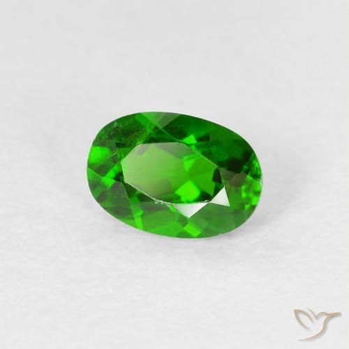 diopsídio de cromo Verde escuro Natural 0.57ct, oval, VS
