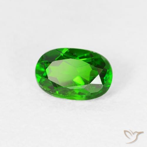 Diopsídio de Cromo Floresta Verde Brilhante Natural 0.56ct, Corte Oval, VS
